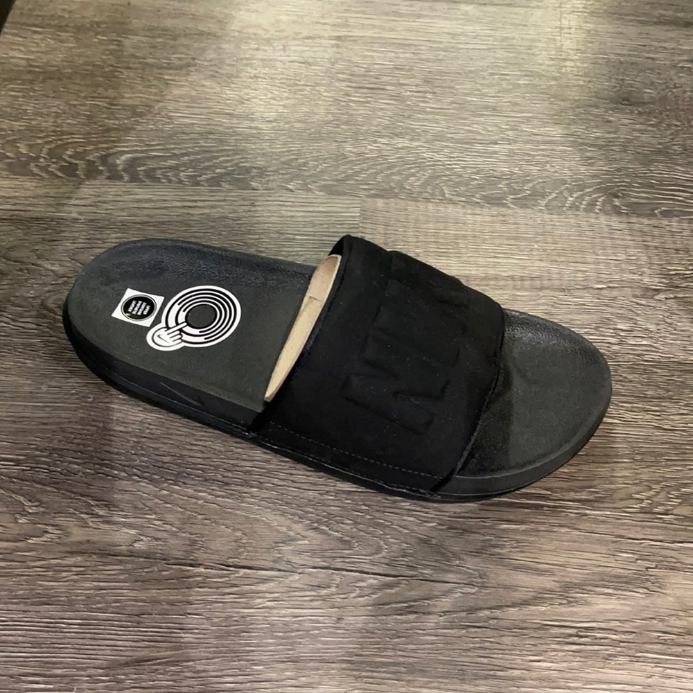 Nike slip on Sandal nib